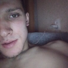 Дмитрий, 23, Нюрба