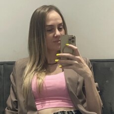 Валерия, 38, Короча