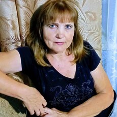 Лара, 59, Чекалин