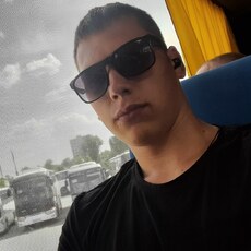 Федя, 20, Сусуман