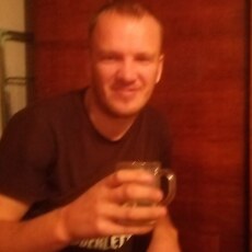 Юлиан, 31, Урай