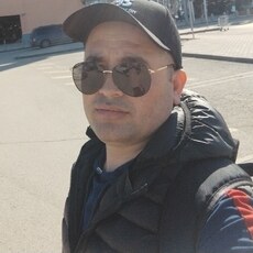 Артур, 41, Черногорск