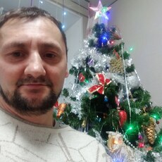 Максим, 43, Новокубанск