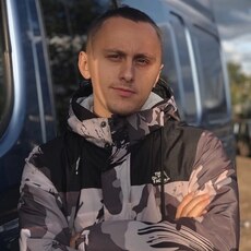 Вася, 28, Приморск (Запорожская область)