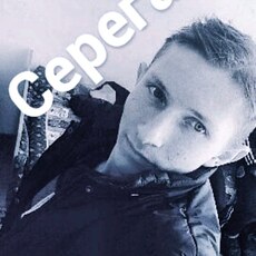 Лёша, 27, Катайск