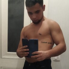 Адриан, 21, Усть-Катав