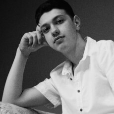 Пётр, 20, Боготол