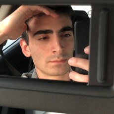 Олег, 26, Серафимович