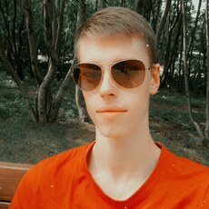 Яша, 21, Инсар