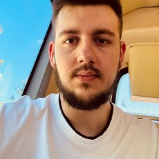 Яша, 19, Строитель