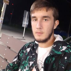 Лев, 20, Ефремов
