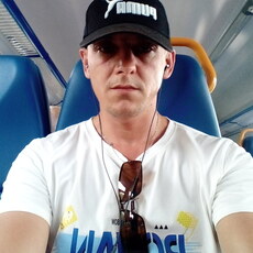 Адриан, 37, Майский