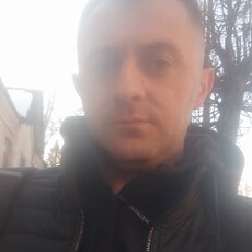 Михаил, 36, Грязи