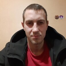 Оскар, 27, Лобня