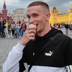 Олеж, 28, Ясиноватая