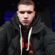 Эдик, 21, Бийск
