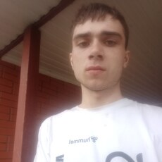 Денис, 22, Великие Луки