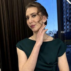 Карина, 25, Искитим