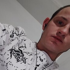 Николай, 27, Бабаево