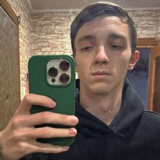 Никон, 22, Суровикино