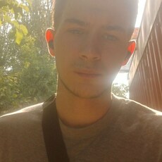 Ян, 23, Усть-Лабинск