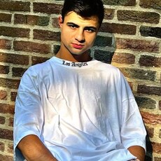 Демьян, 23, Сураж