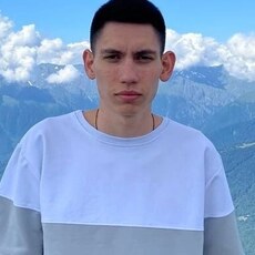Станислав, 21, Мензелинск