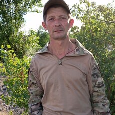 Лев, 45, Щёкино