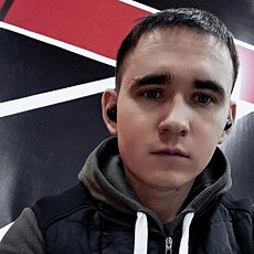 Никон, 23, Новосиль