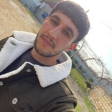 Юлиан, 26, Вольск