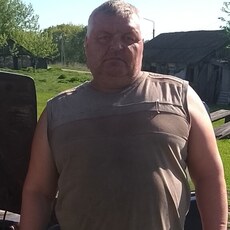 Исаак, 52, Сенгилей