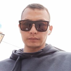 Платон, 30, Исилькуль