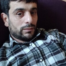 Валентин, 34, Армянск