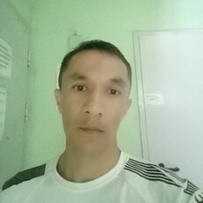 Михаил, 41, Среднеуральск