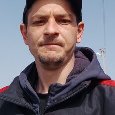 Виктор, 32, Родинское