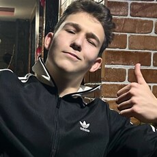 Лёва, 20, Невинномысск
