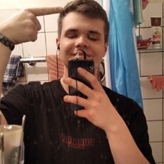 Юрий, 22, Порхов