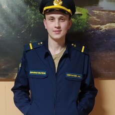 Давид, 19, Ленск