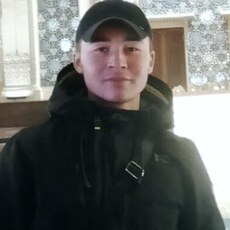 Владислав, 22, Артёмовск (ДНР)