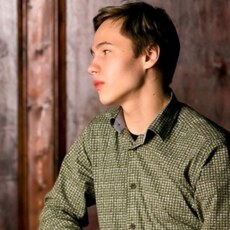 Ян, 21, Мурино