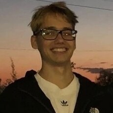Эрик, 21, Барыш