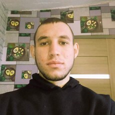 Ростислав, 23, Макаров