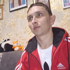 Святослав, 38, Октябрьский