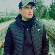 Саша, 26, Приволье