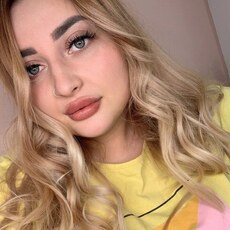 Алина, 24, Красноармейск (ДНР)