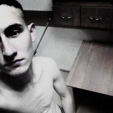 Веня, 26, Киржач