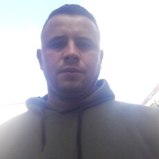 Вася, 30, Новосиль