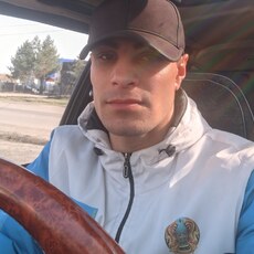 Фёдор, 26, Новый Оскол