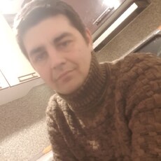 Яша, 30, Сусуман