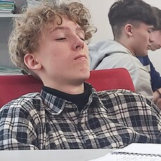 Николай, 19, Полярные Зори